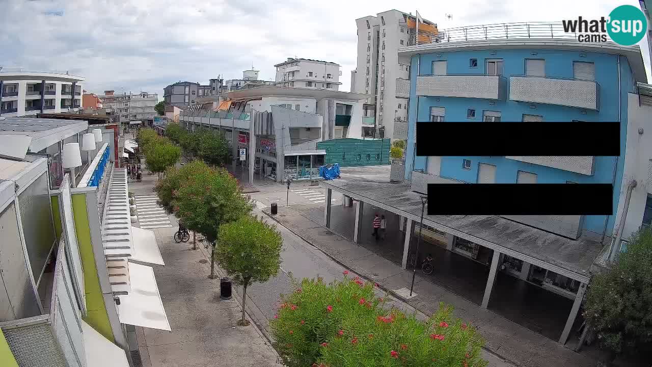 Web kamera Bibione Šetnica – Viale delle Costellazioni uživo