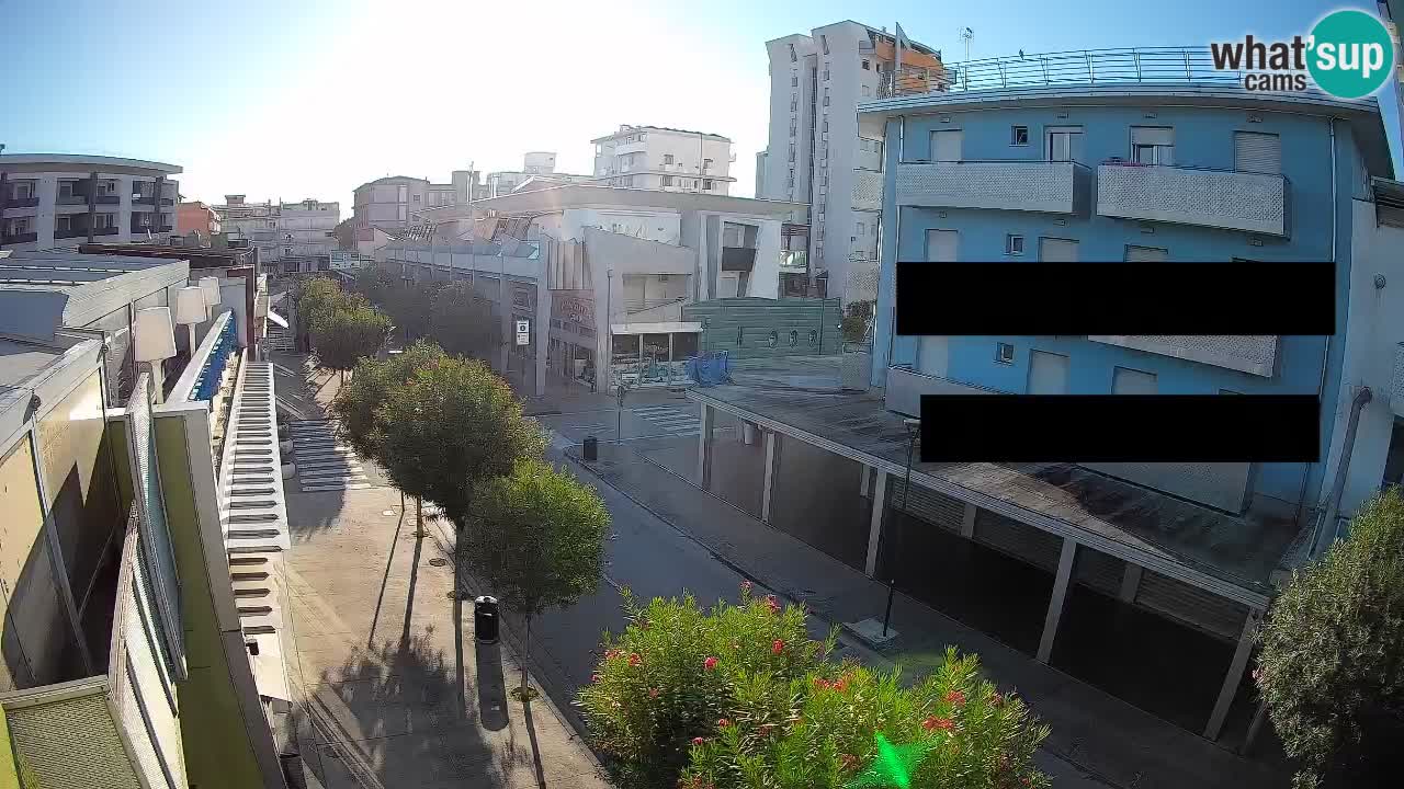 Webcam Passeggiata Bibione – Viale delle Costellazioni in Diretta