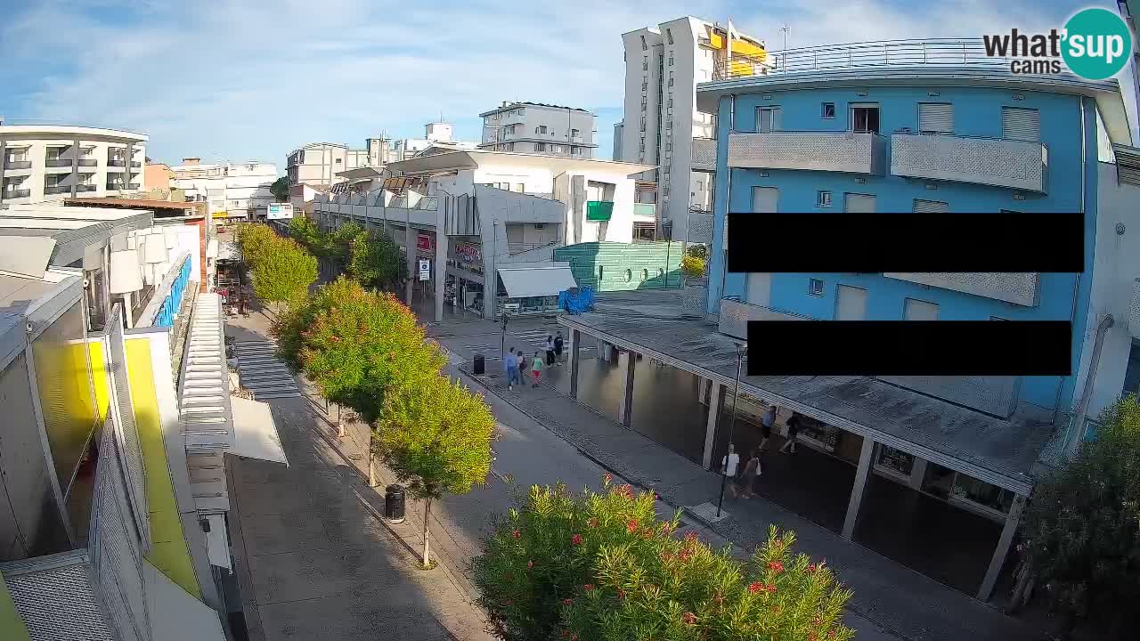 Web kamera Bibione Šetnica – Viale delle Costellazioni uživo
