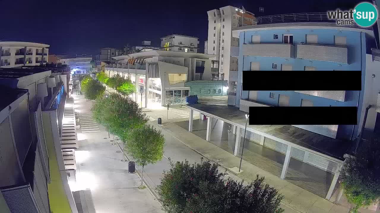 Bibione Fußgängerzone Webcam – Viale delle Costellazioni live