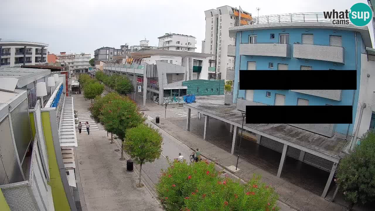 Web kamera Bibione Šetnica – Viale delle Costellazioni uživo