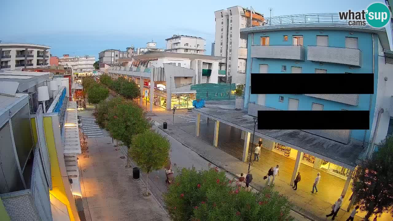 Bibione Fußgängerzone Webcam – Viale delle Costellazioni live