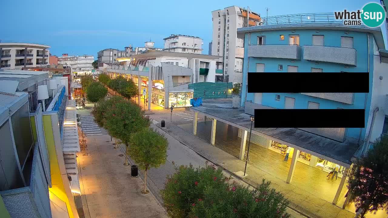 Webcam Passeggiata Bibione – Viale delle Costellazioni in Diretta