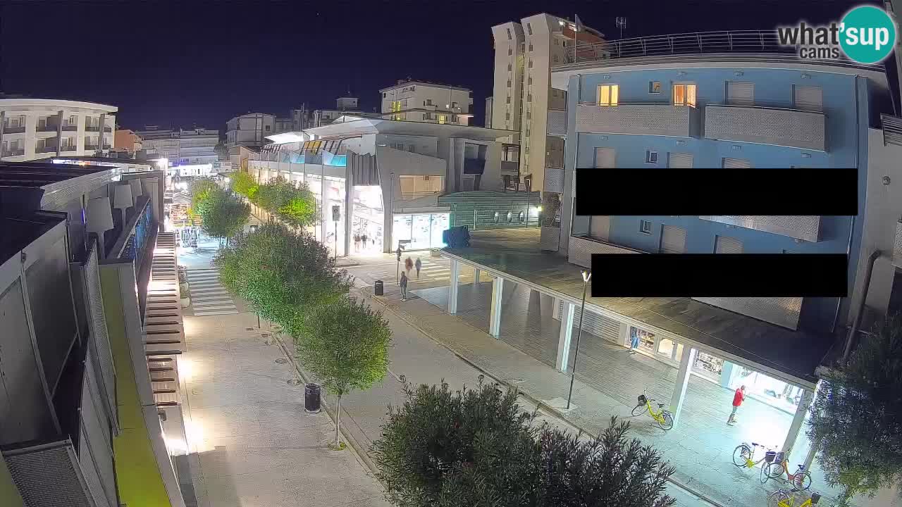 Web kamera Bibione Šetnica – Viale delle Costellazioni uživo