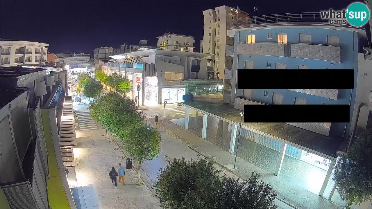 Webcam Passeggiata Bibione – Viale delle Costellazioni in Diretta