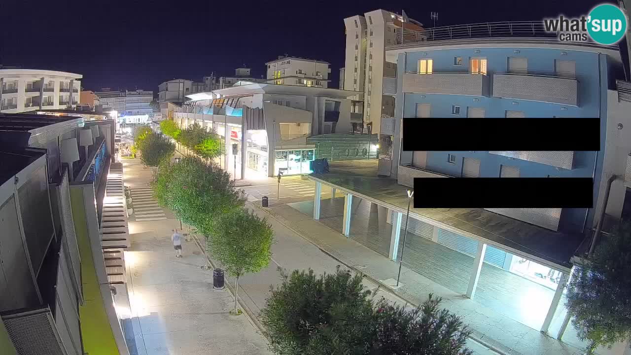 Webcam Passeggiata Bibione – Viale delle Costellazioni in Diretta