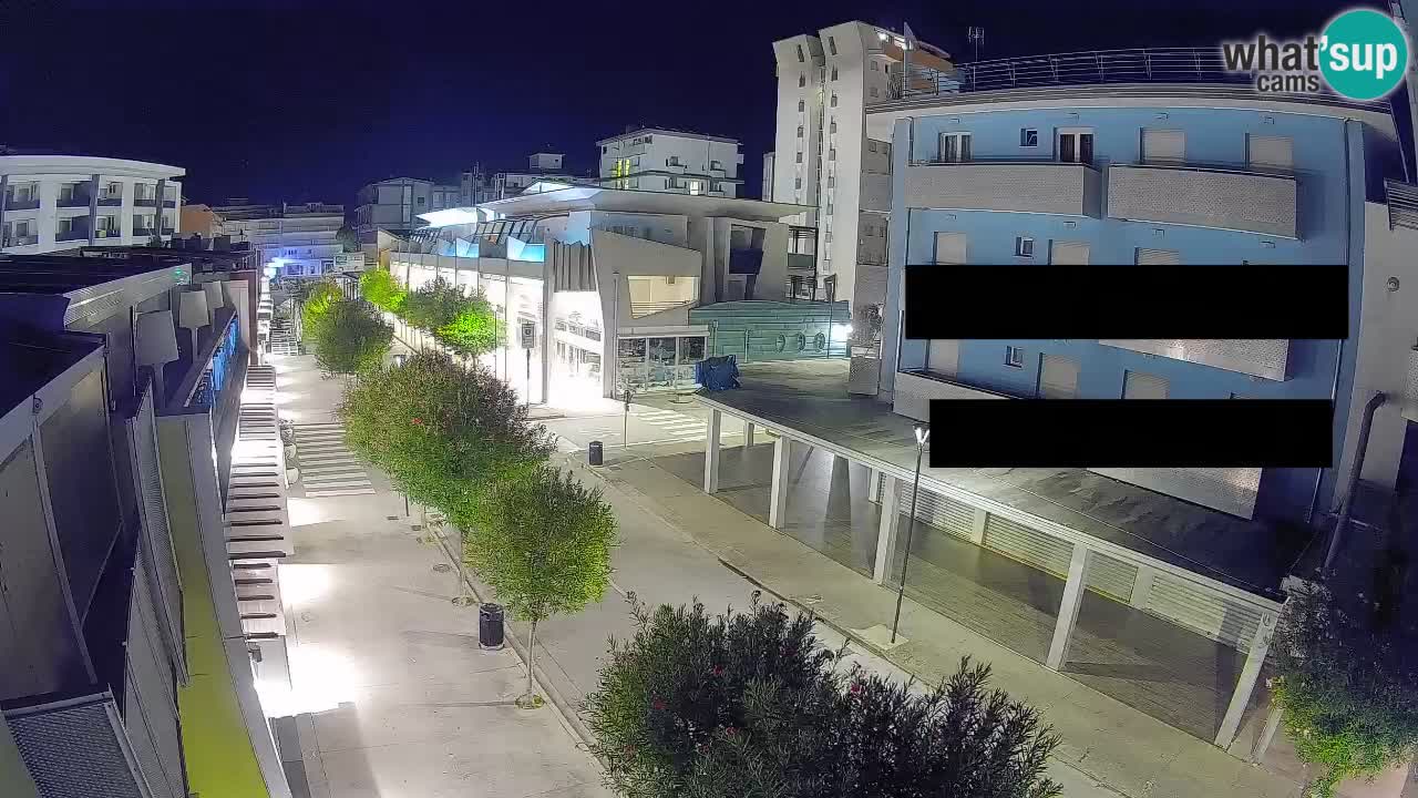 Bibione Fußgängerzone Webcam – Viale delle Costellazioni live