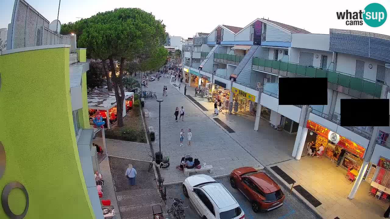Webcam Via dello Shopping Bibione – Diretta Live