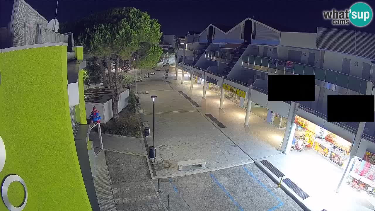 Bibione Shopping Street Webcam – Live View