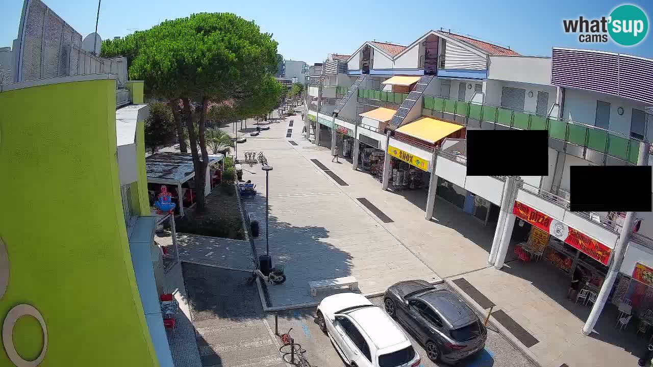 Webcam Rue Commerçante de Bibione – Vue en direct