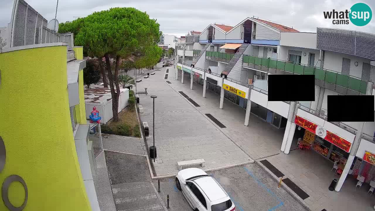 Spletna kamera Bibione Nakupovalna ulica – v živo