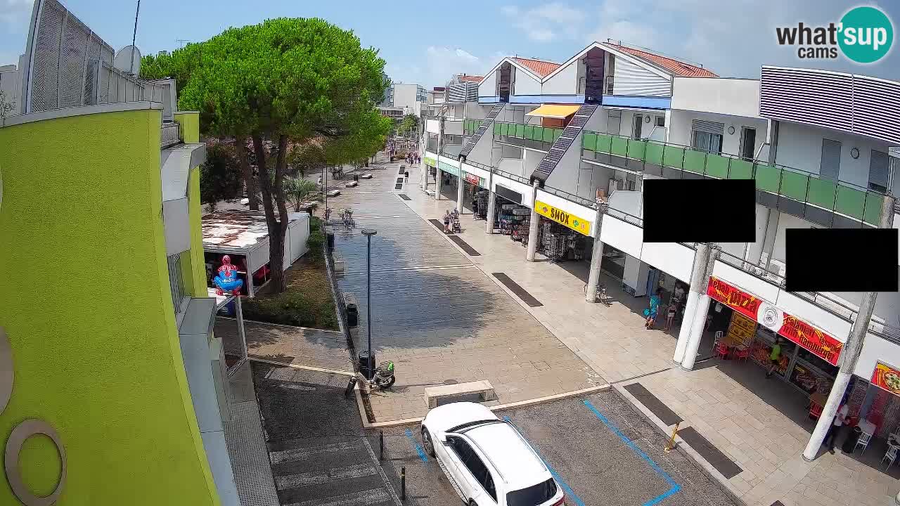 Spletna kamera Bibione Nakupovalna ulica – v živo