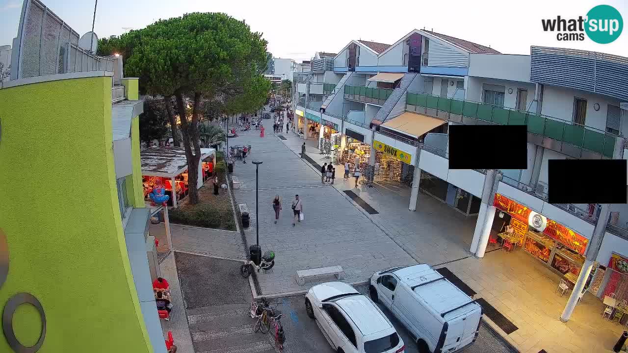 Webcam Via dello Shopping Bibione – Diretta Live