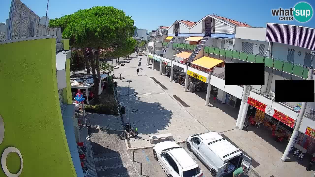 Webcam Rue Commerçante de Bibione – Vue en direct