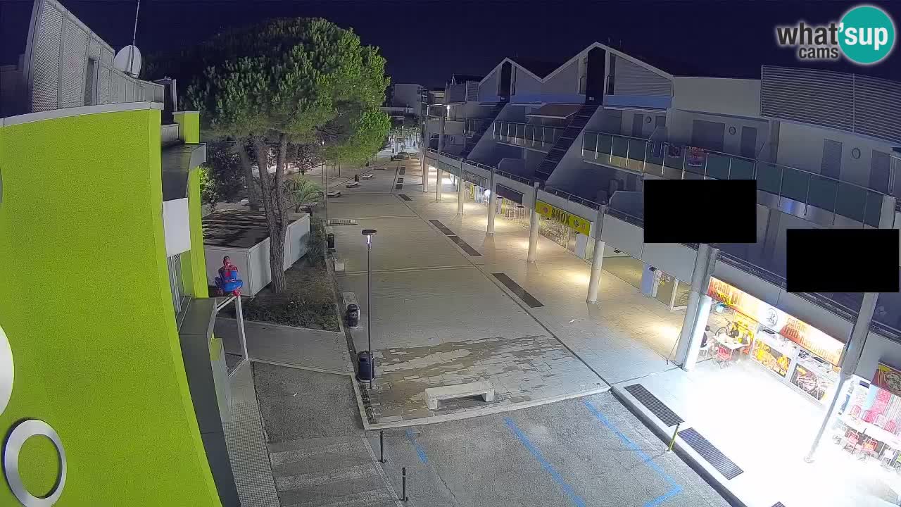 Spletna kamera Bibione Nakupovalna ulica – v živo