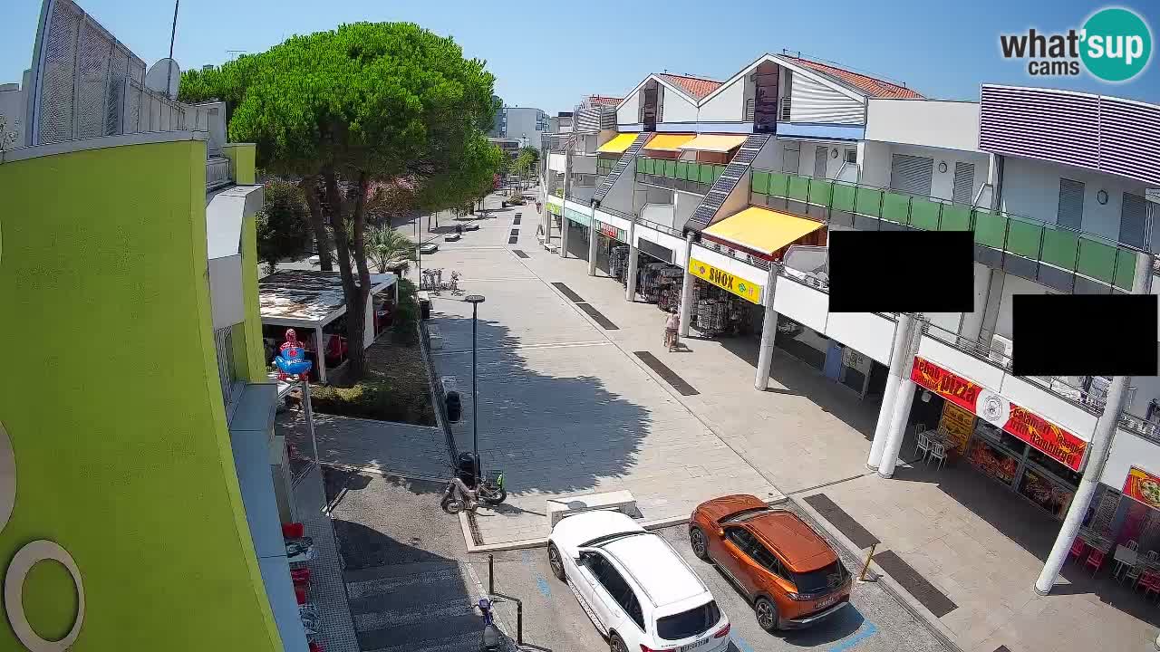 Bibione Shopping Street Webcam – Live View