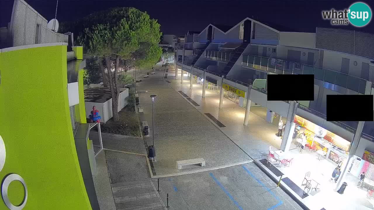 Bibione Shopping Street Webcam – Live View