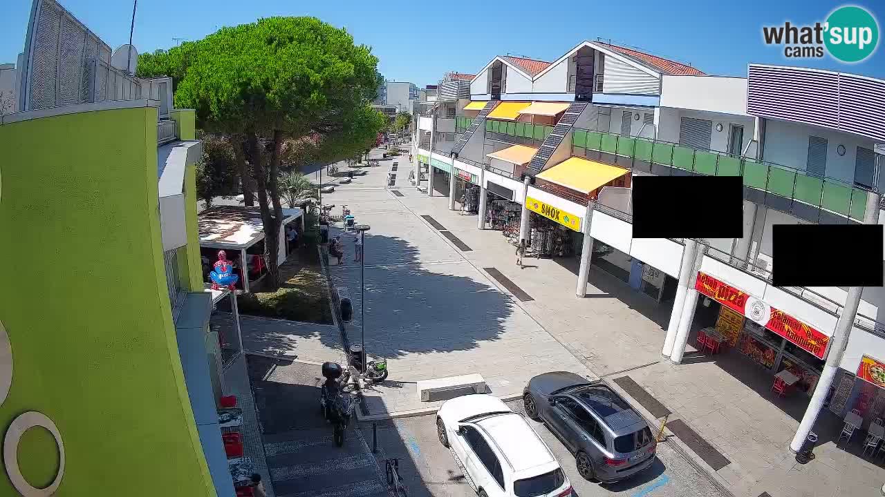 Bibione Shopping Street Webcam – Live View