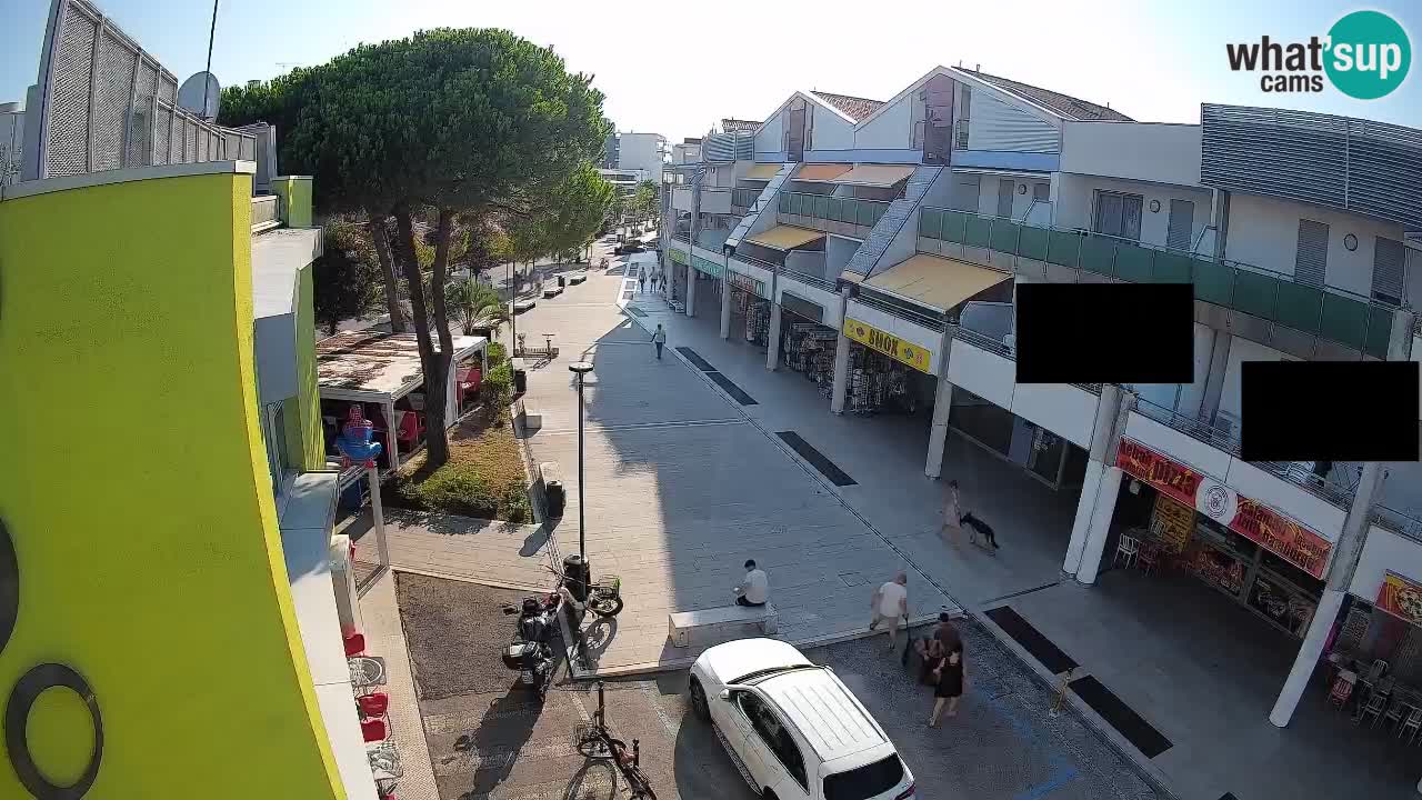 Webcam Rue Commerçante de Bibione – Vue en direct
