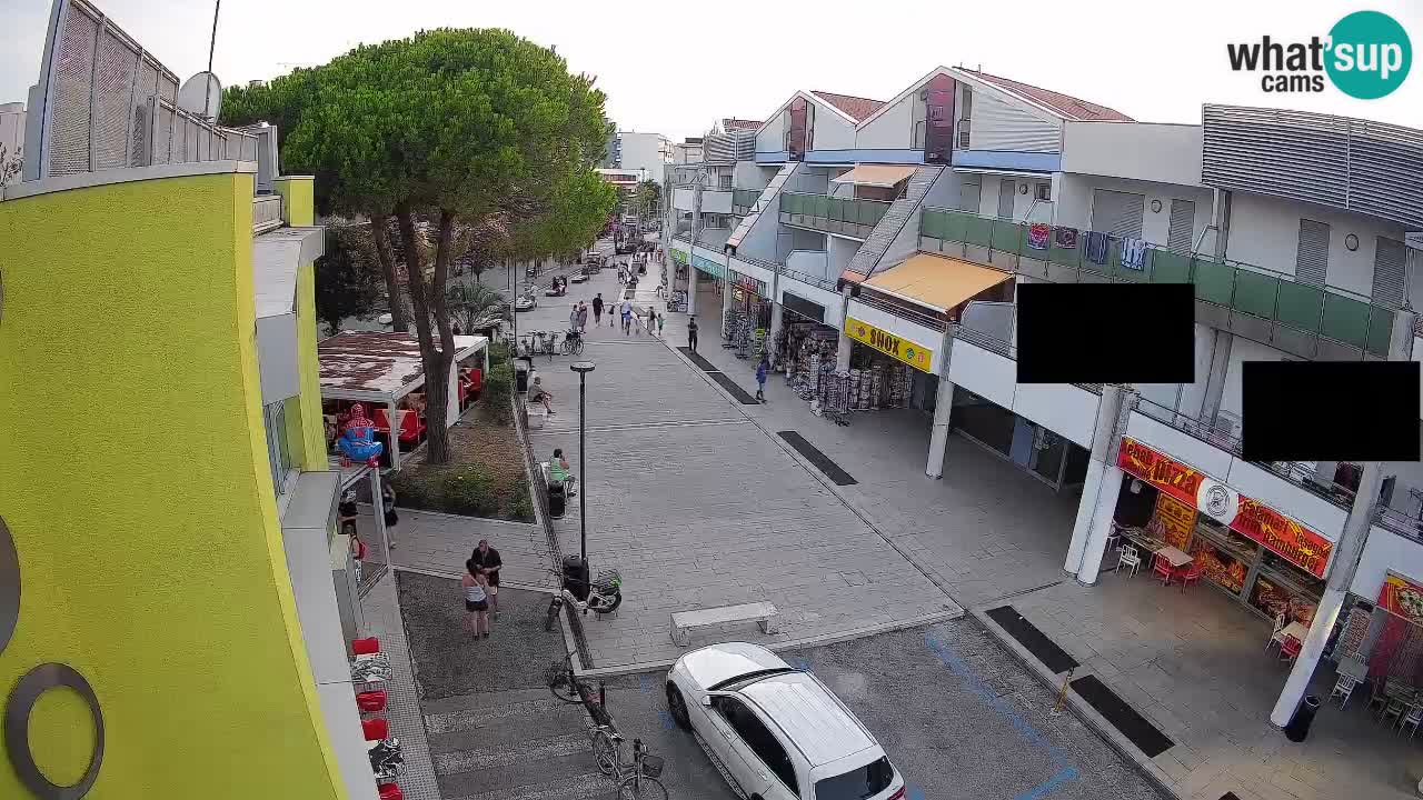 Webcam Via dello Shopping Bibione – Diretta Live