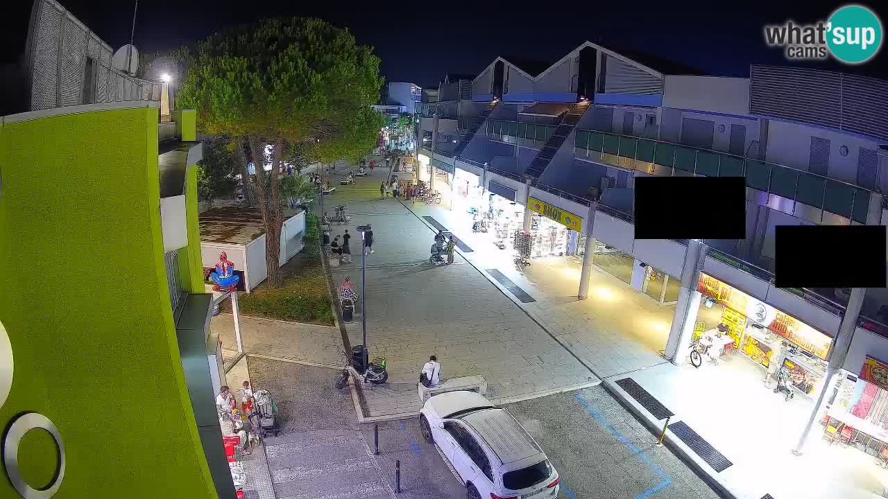 Bibione Shopping Street Webcam – Live View
