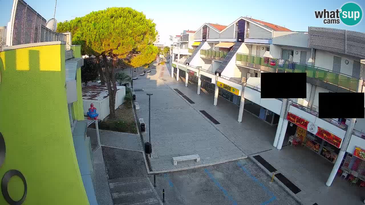 Webcam Via dello Shopping Bibione – Diretta Live