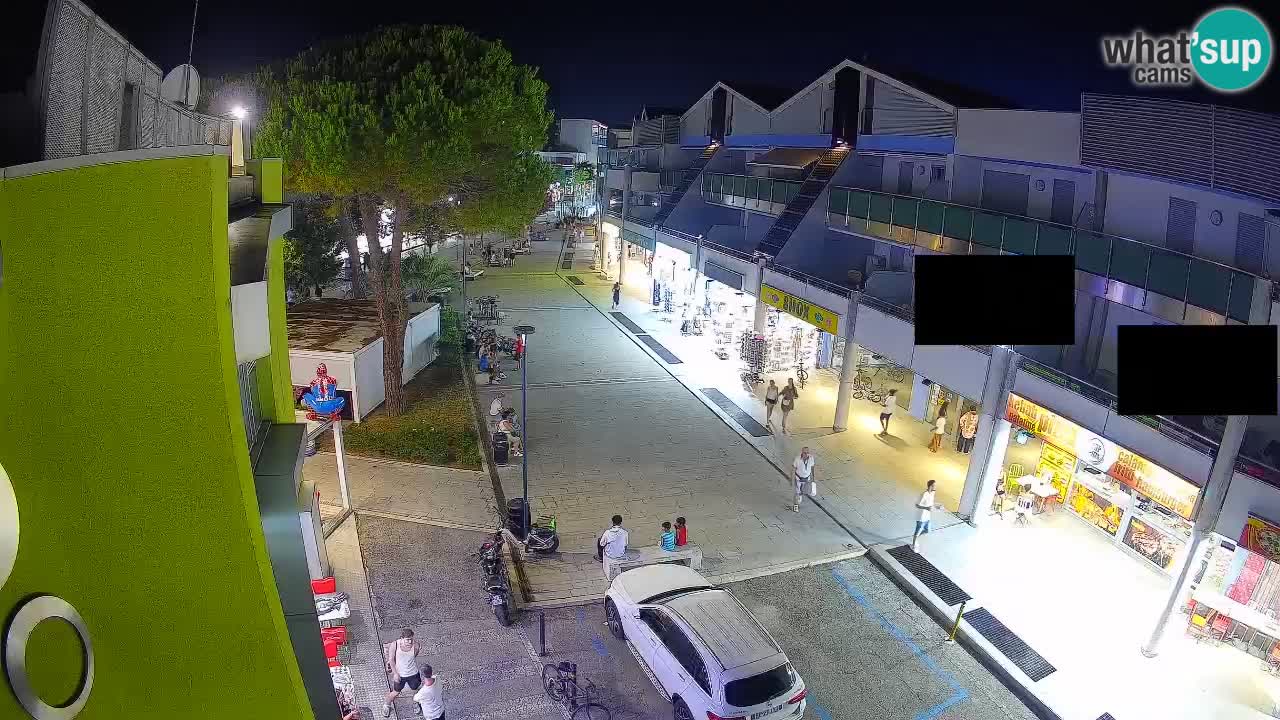 Bibione Shopping Street Webcam – Live View