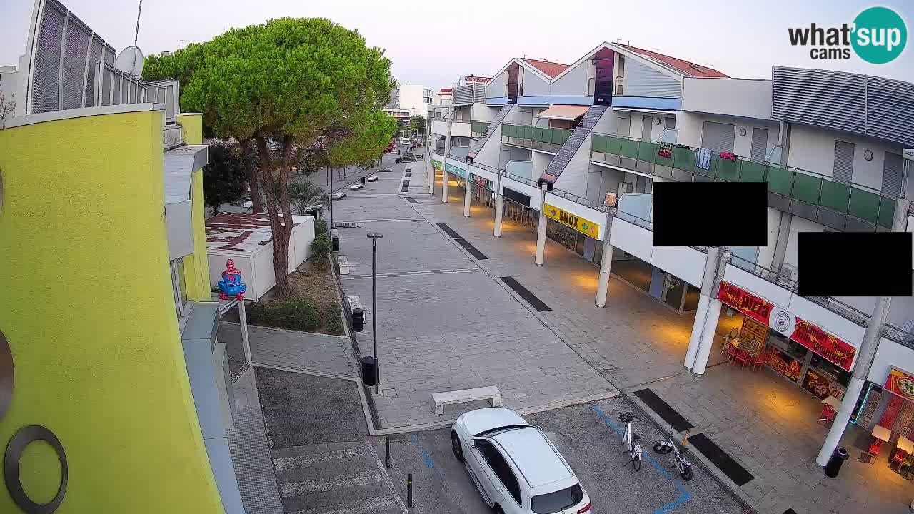 Webcam Rue Commerçante de Bibione – Vue en direct