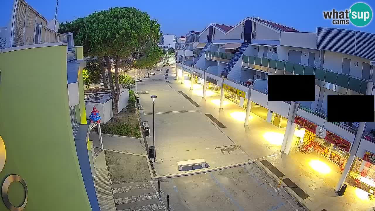 Web kamera Bibione – Trgovačka ulica uživo