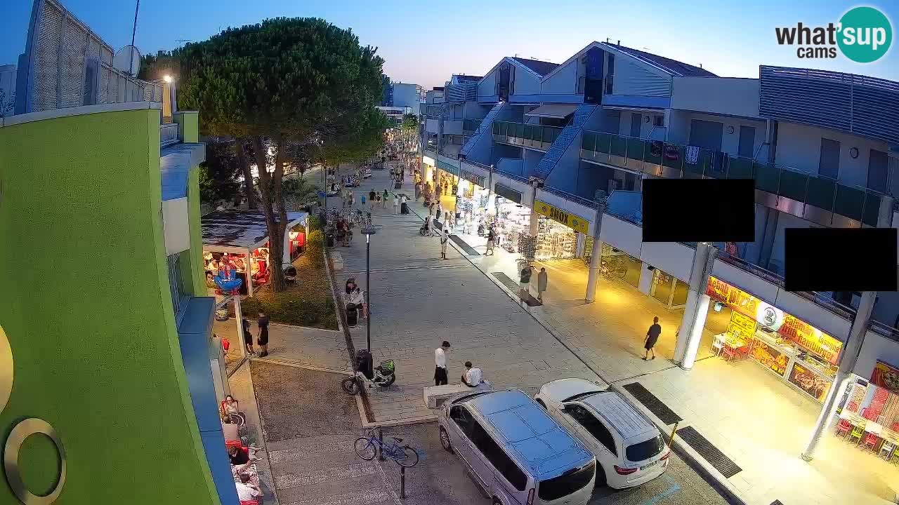 Spletna kamera Bibione Nakupovalna ulica – v živo