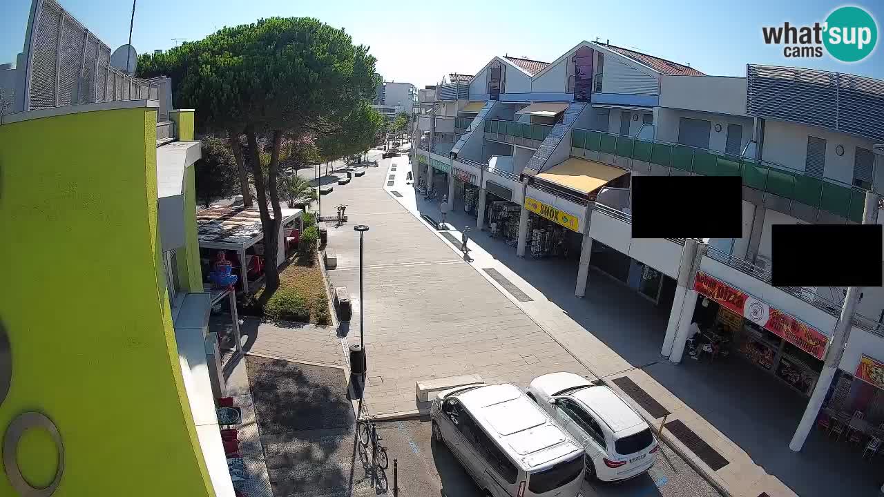 Webcam Rue Commerçante de Bibione – Vue en direct