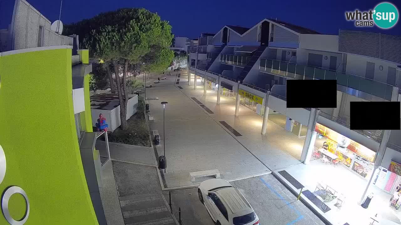 Webcam Rue Commerçante de Bibione – Vue en direct