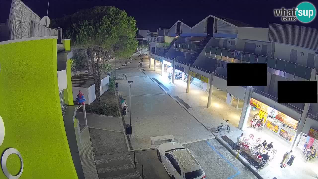 Webcam Via dello Shopping Bibione – Diretta Live