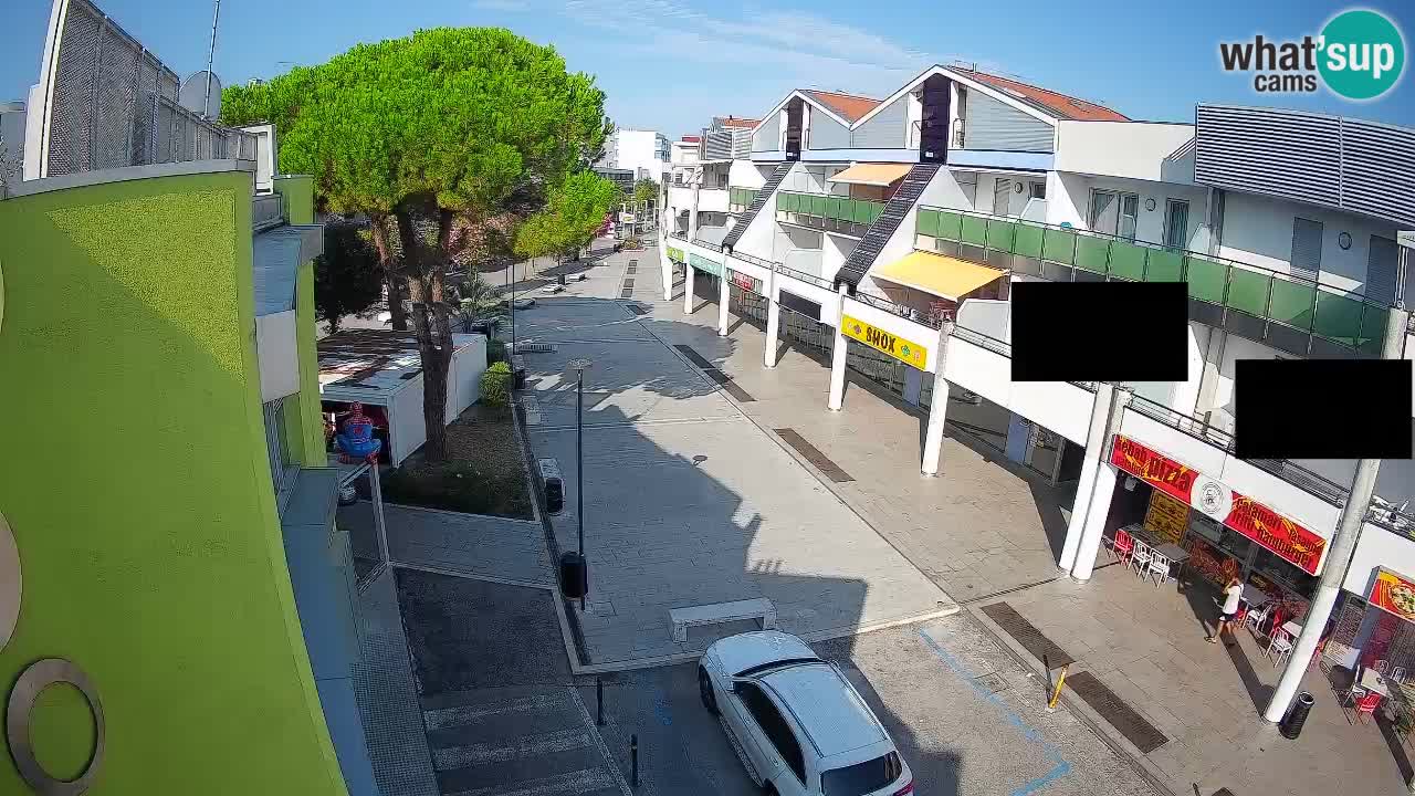 Spletna kamera Bibione Nakupovalna ulica – v živo
