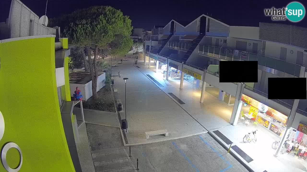 Spletna kamera Bibione Nakupovalna ulica – v živo