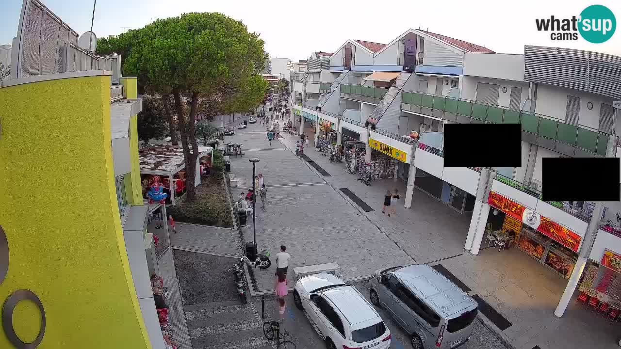 Webcam Rue Commerçante de Bibione – Vue en direct