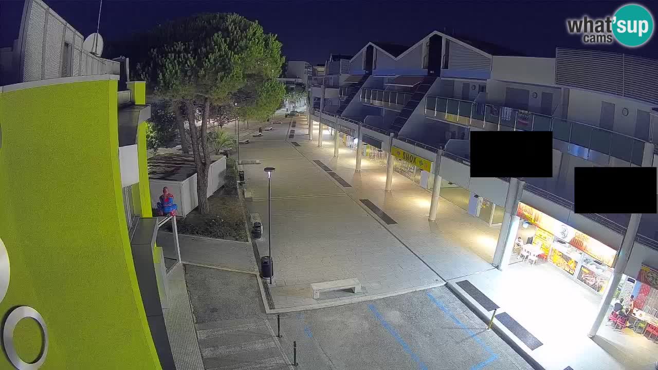 Bibione Shopping Street Webcam – Live View