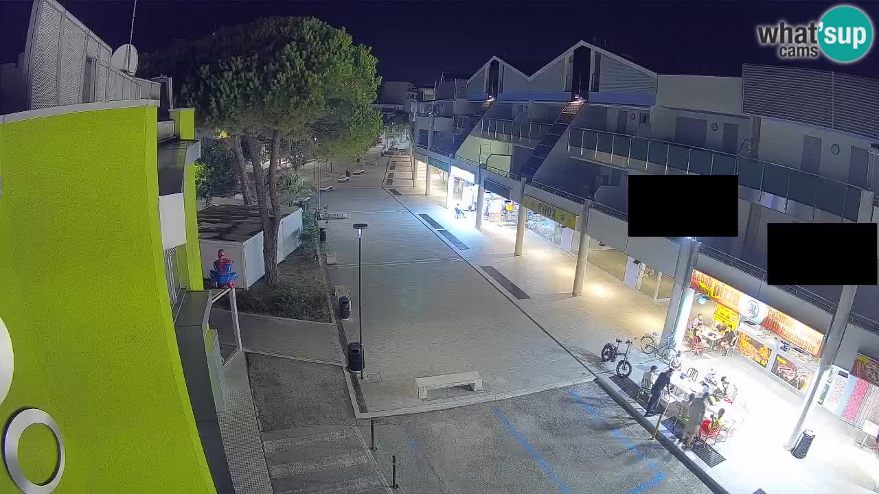 Spletna kamera Bibione Nakupovalna ulica – v živo