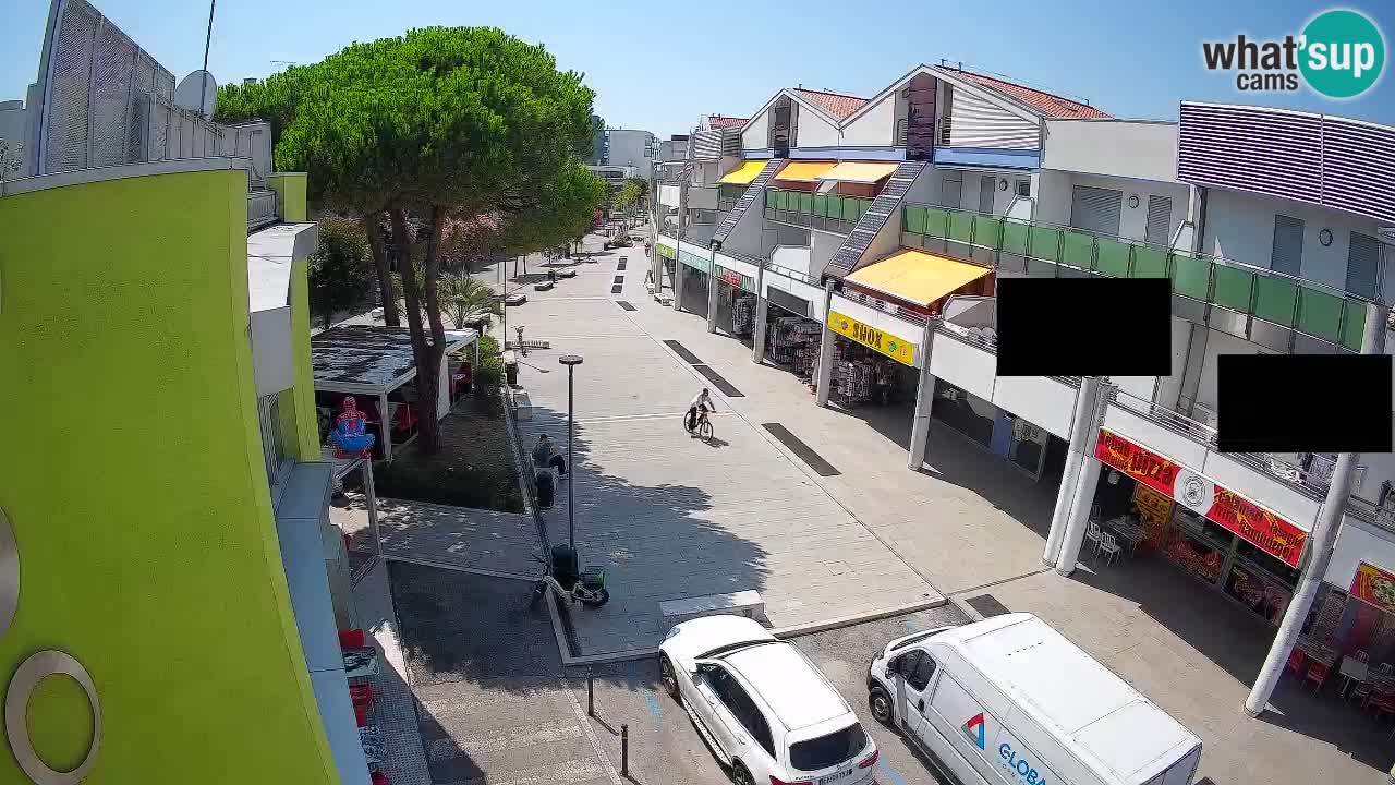Spletna kamera Bibione Nakupovalna ulica – v živo