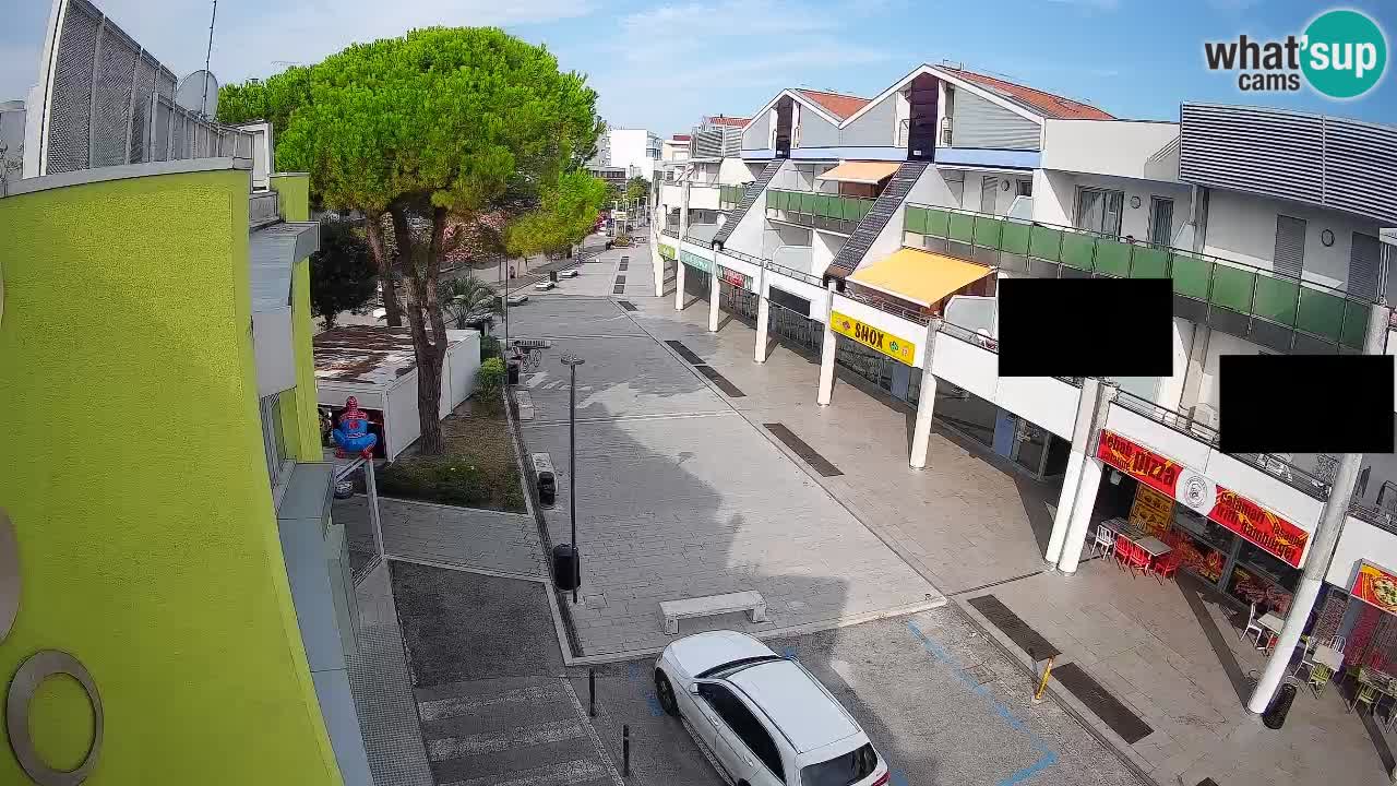 Webcam Rue Commerçante de Bibione – Vue en direct