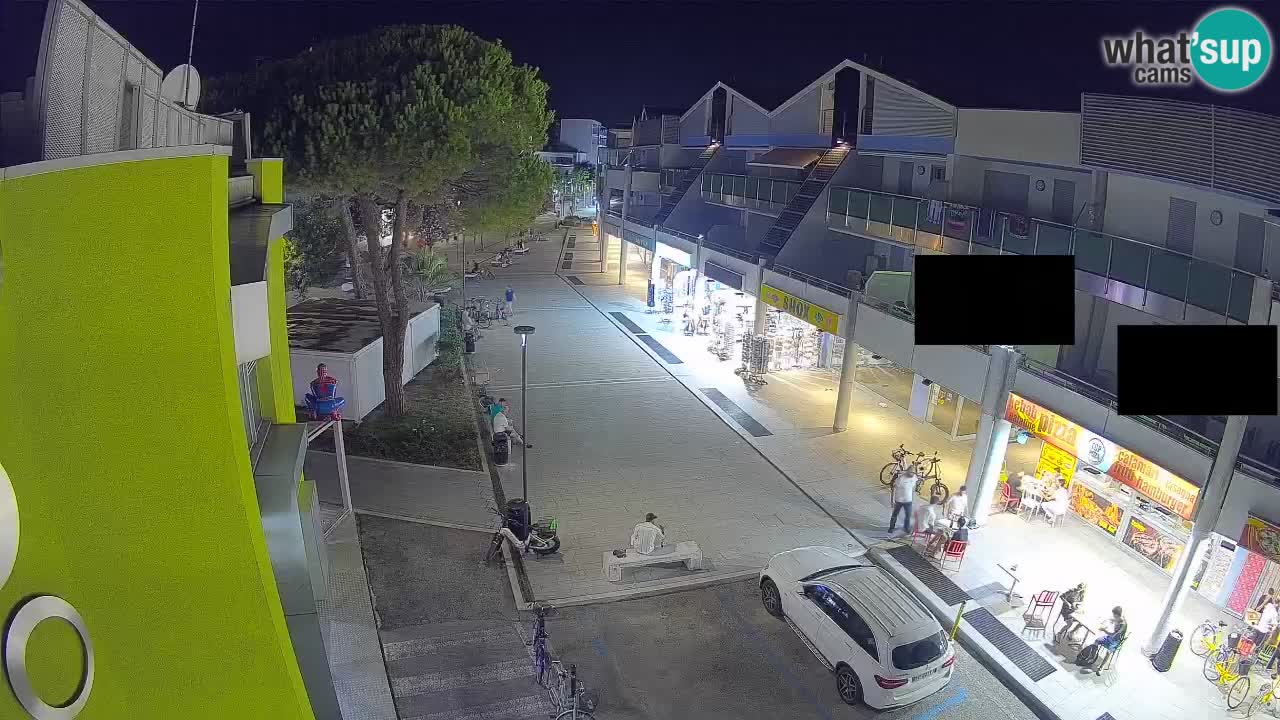 Webcam Rue Commerçante de Bibione – Vue en direct