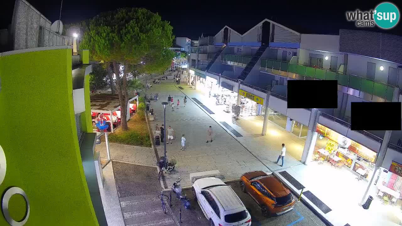 Spletna kamera Bibione Nakupovalna ulica – v živo