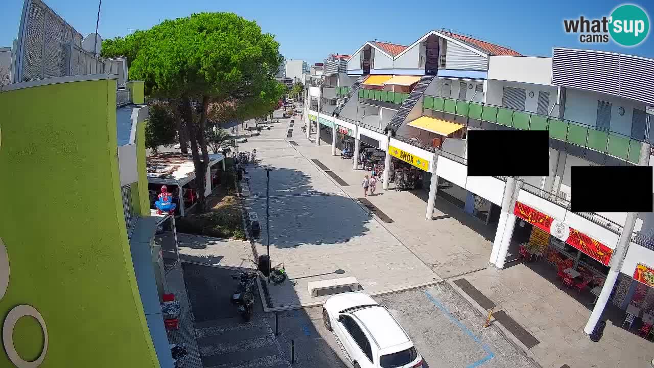 Bibione Shopping Street Webcam – Live View