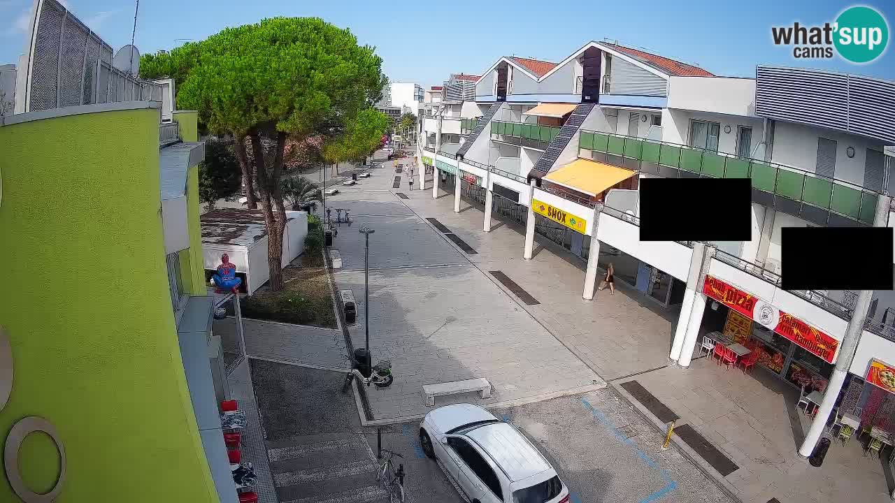 Webcam Via dello Shopping Bibione – Diretta Live