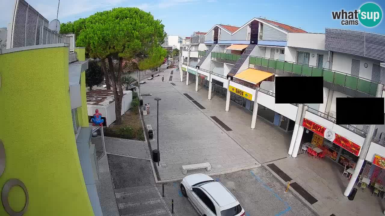 Webcam Via dello Shopping Bibione – Diretta Live