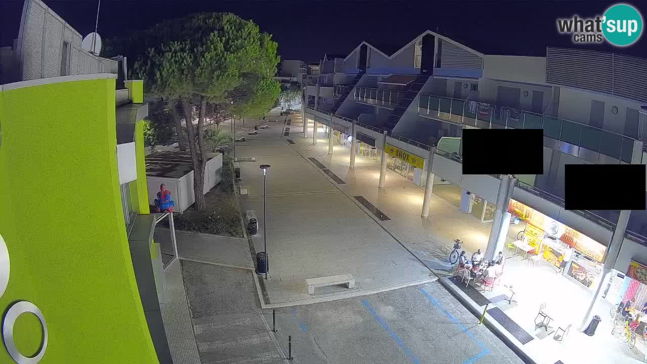 Spletna kamera Bibione Nakupovalna ulica – v živo