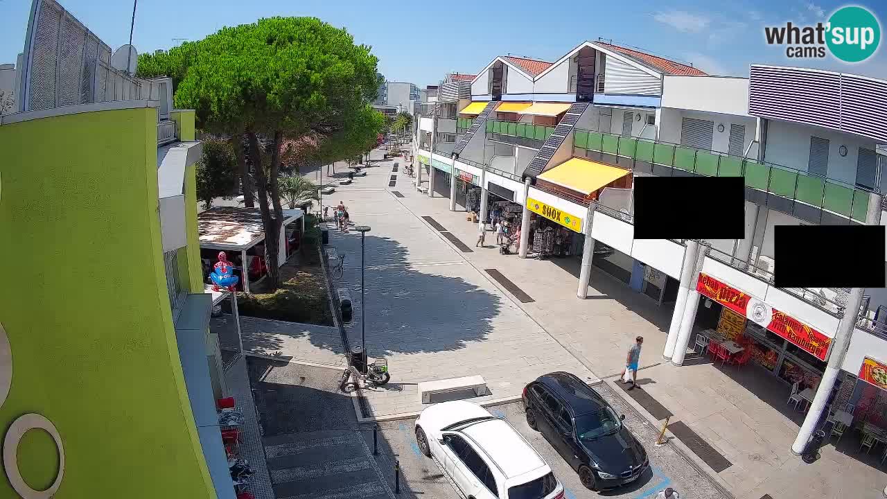 Bibione Shopping Street Webcam – Live View