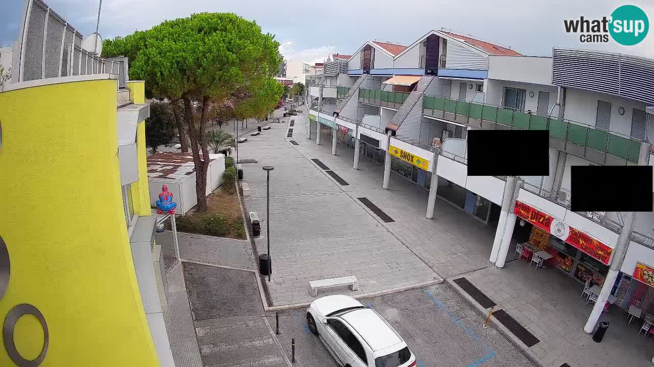 Webcam Rue Commerçante de Bibione – Vue en direct