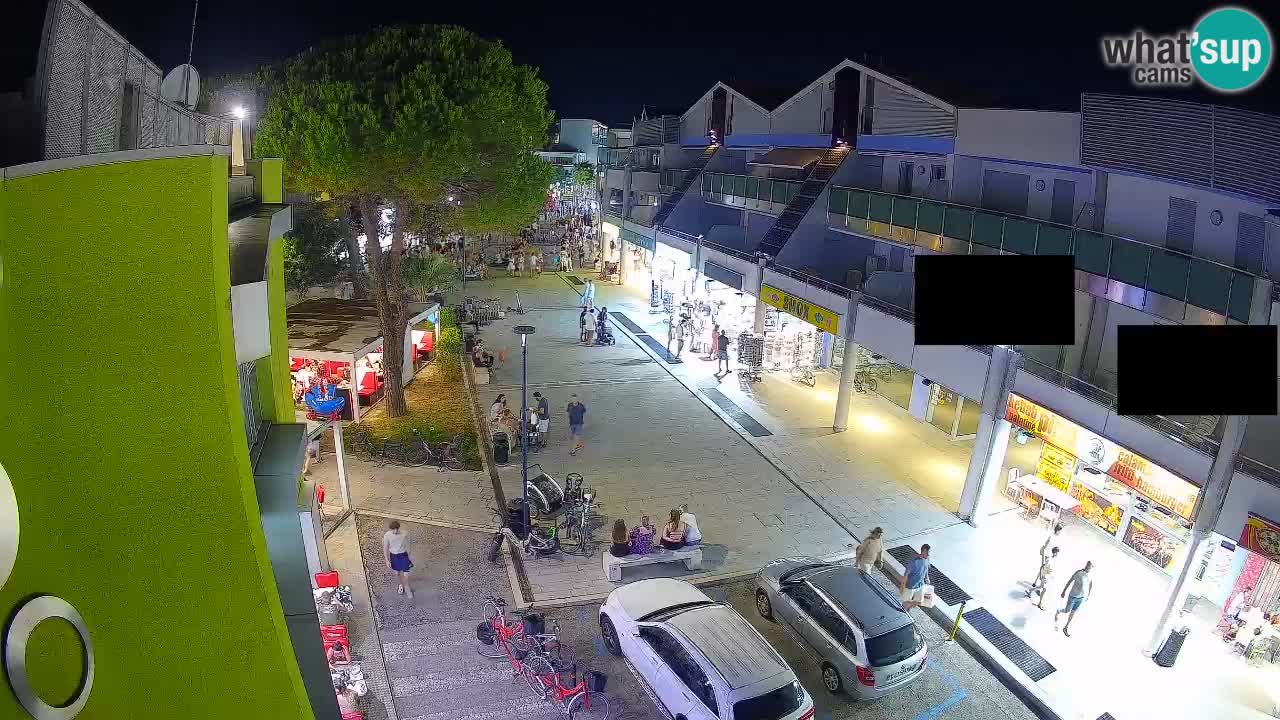 Bibione Shopping Street Webcam – Live View