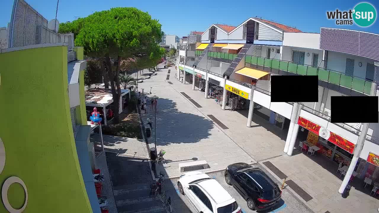 Bibione Shopping Street Webcam – Live View
